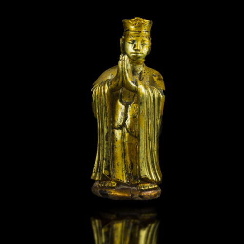 Aranyozott faragott fa buddhista szerzetes figura