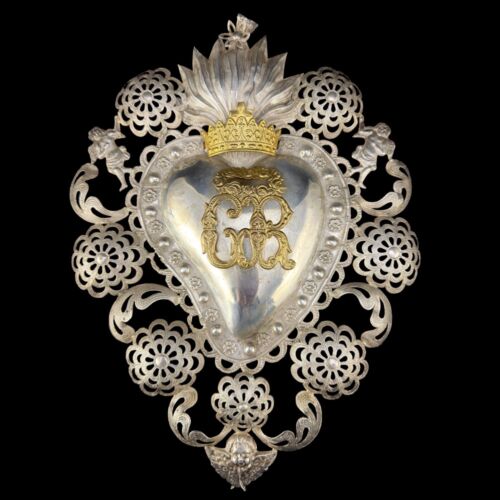 Votív keresztes koronával 