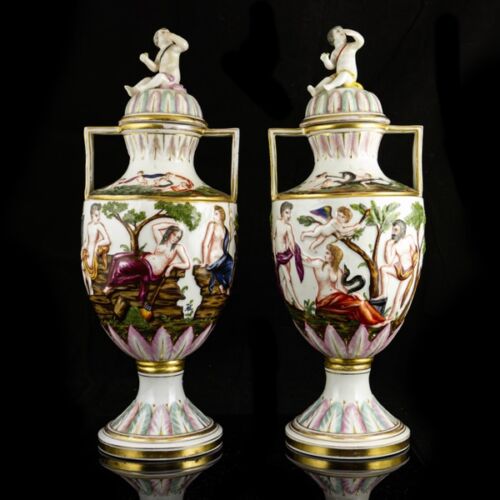 Capodimonte-style pair of urns
