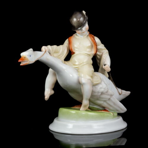 Ó Herendi porcelán  Ludas Matyi figura (1943)