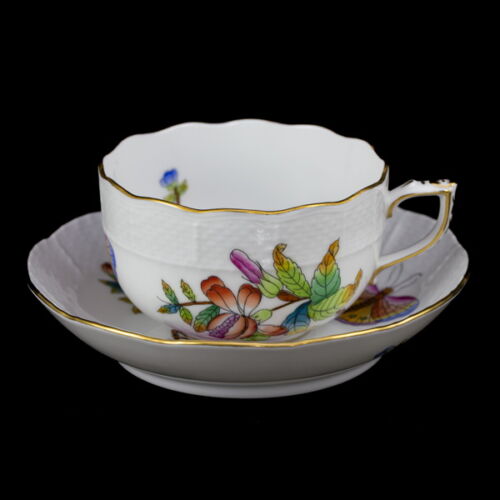 Herendi teascsésze és alj Viktória (VBO) dekorral 