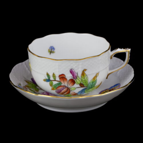 Herendi Teáscsésze és alj Viktória (VBO) dekorral 