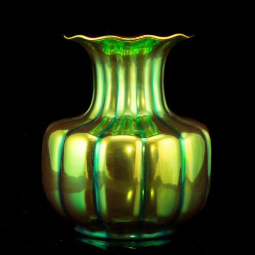 Zsolnay eozin mázas gerezdelt váza