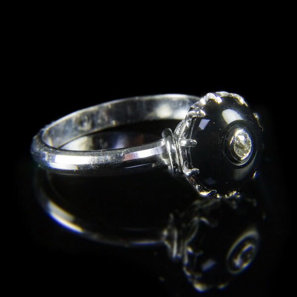 Ónix köves fehérarany gyűrű gyémánttal