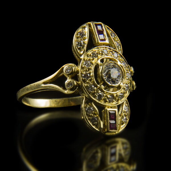 Art deco gyűrű rubin és gyémánt kövekkel