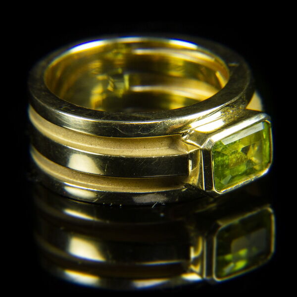 Tiffany gyűrű zöld demantoid kővel