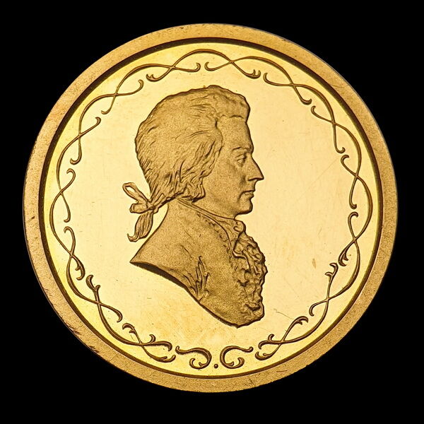 Wolfgang Amadeus Mozart arany emlékérem