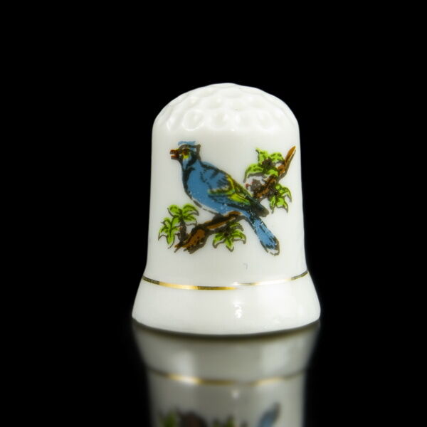 Porcelán gyűszű madárkás dekorral